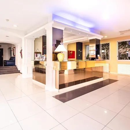 Estival Arriel لورد