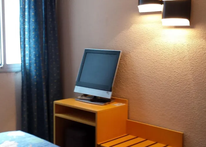 Estival Arriel فندق لورد