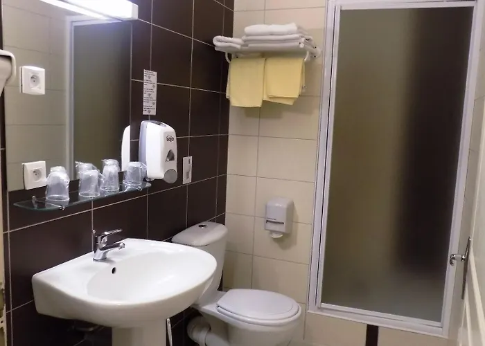 Estival Arriel فندق لورد