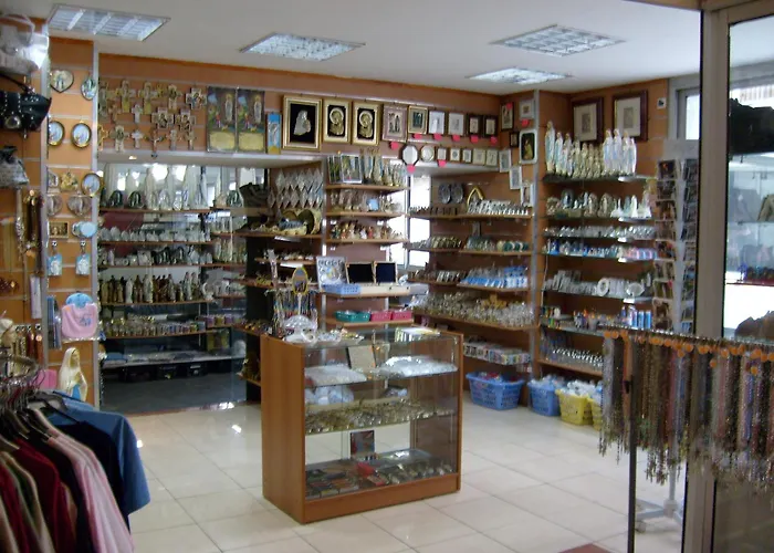 Estival Arriel فندق 3*