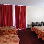 Estival Arriel מלון