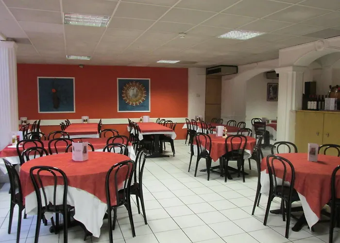 Estival Arriel Лурд