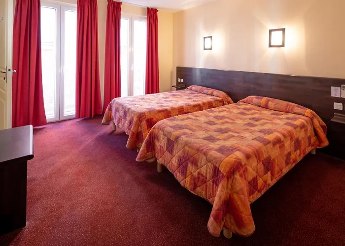 Estival Arriel 3* ルルド