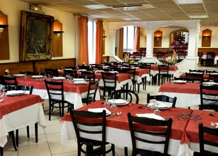 ホテル Estival Arriel