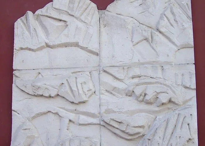 Estival Arriel ホテル ルルド